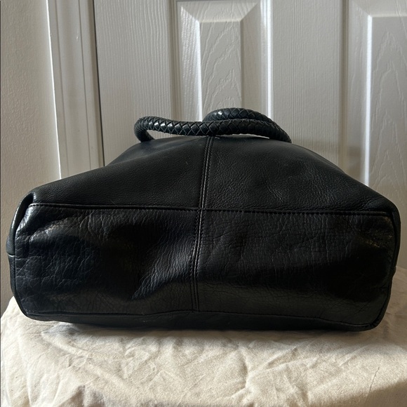 Margot Classic Black Leather Tote Handbag with Braided Handles - Picture 4 of 5